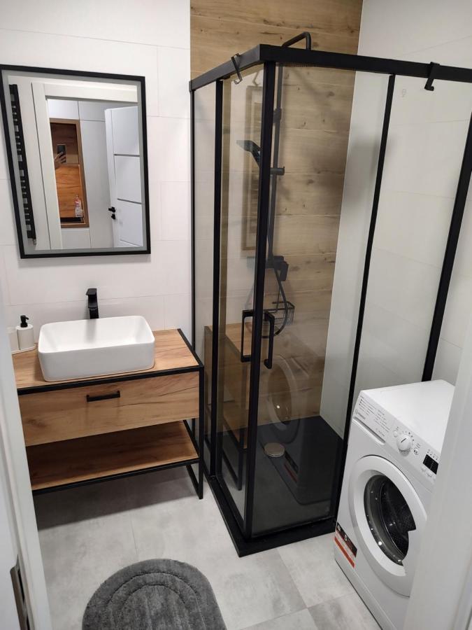 Uroczy Apartament Z Miejscem Na Auto W Garazu Apartment Warsawa Bagian luar foto