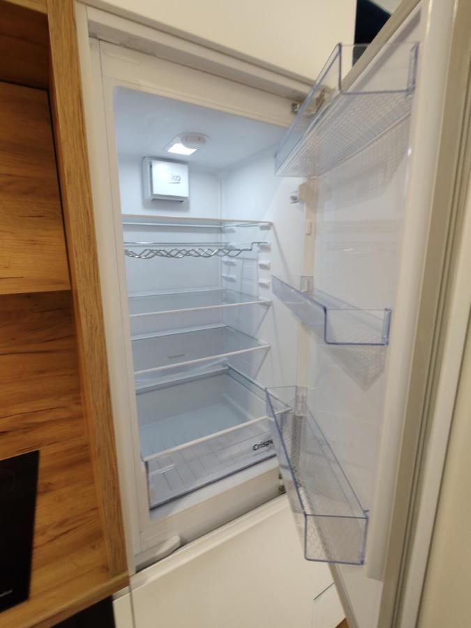 Uroczy Apartament Z Miejscem Na Auto W Garazu Apartment Warsawa Bagian luar foto