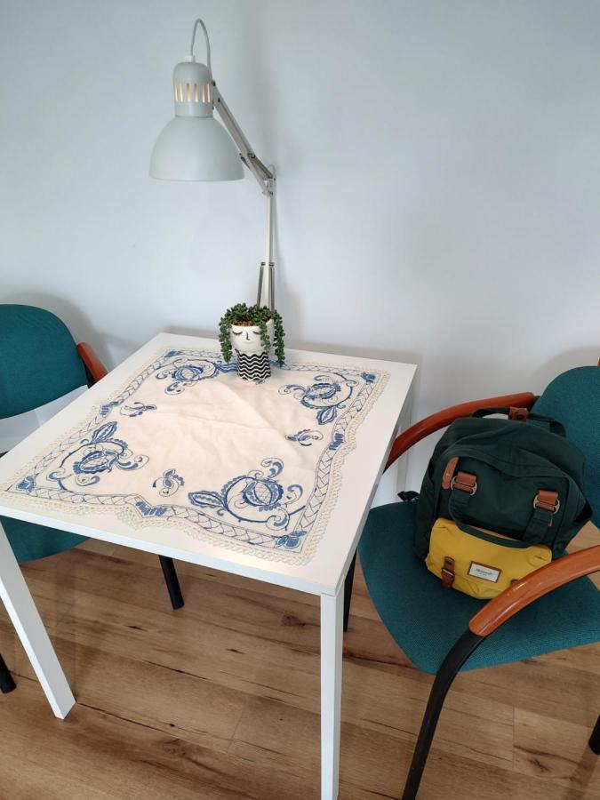 Uroczy Apartament Z Miejscem Na Auto W Garazu Apartment Warsawa Bagian luar foto